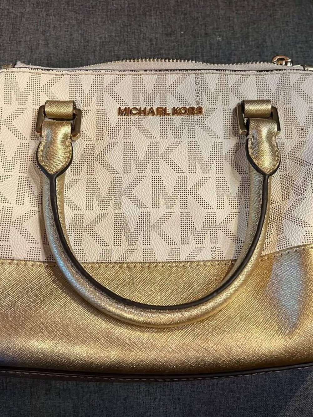 Michael Kors Kellen XS Satche Vanilla/Gold